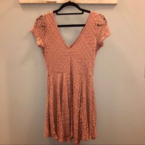 Forever 21 Pink Lace Skater Dress Size M 💕